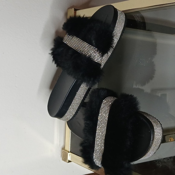 unknown Shoes - Black fury jeweled sandals size 7